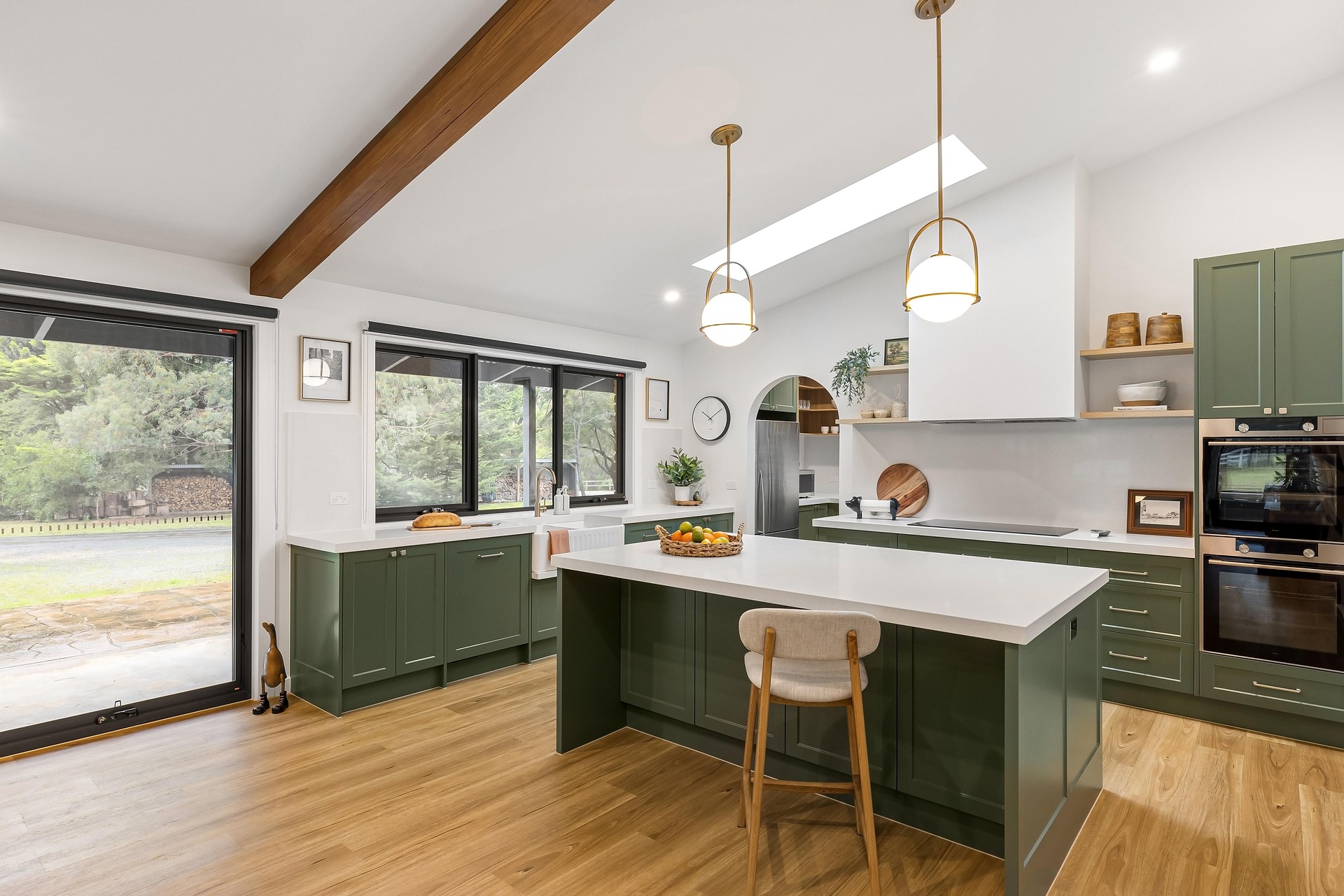 Green kitchen with island